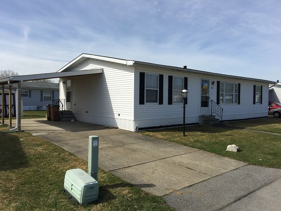 1st image of 12 Juniper Ln