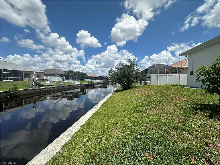 2220 SE 18th Ave — Photo 34