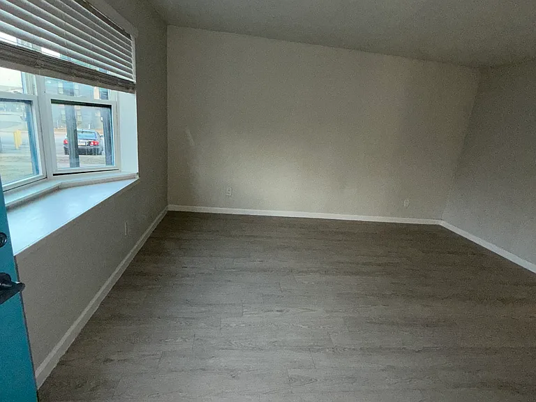 Volara Apartments — Photo 6