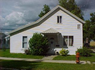407 5th Ave S, Lewistown, MT 59457