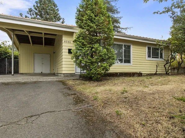 8546 NE Halsey St, Portland, OR 97220