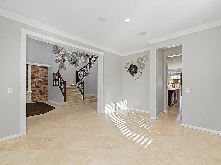 8634 Hunt Canyon Rd — Photo 5