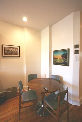 Rented by R New York | media 8