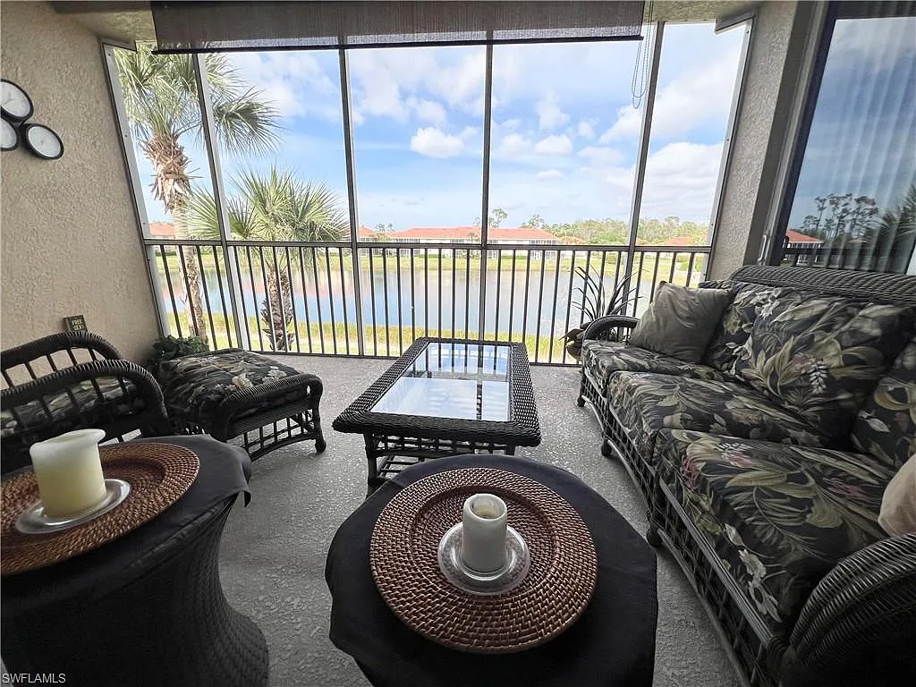 2 bed, 3.0 bath, 2183 sqft, $3,500 — Photo 2