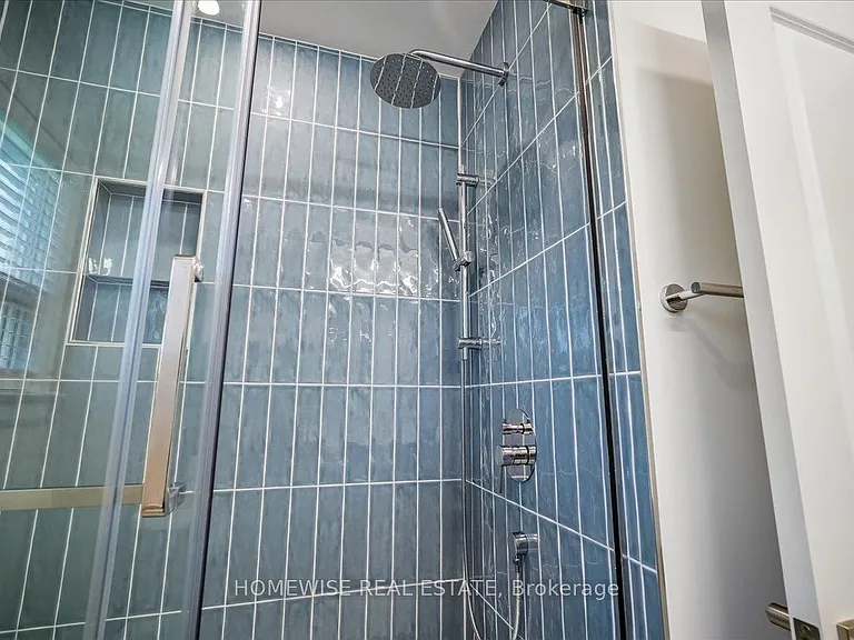 2182 Courtland Dr — Photo 12