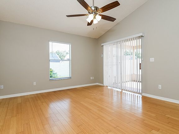 5th image of 2658 Winchester Cir