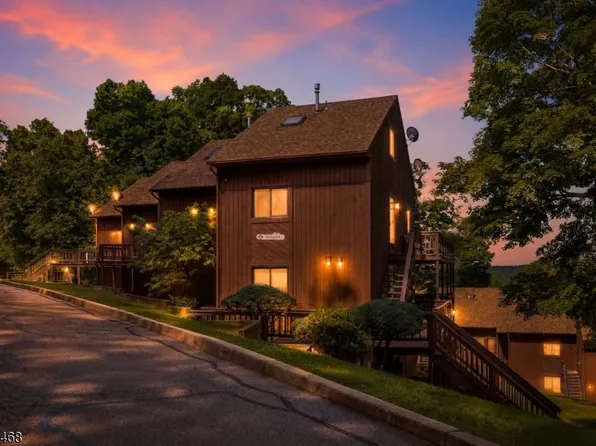 4 Telemark Dr #2, Vernon Twp., NJ 07462