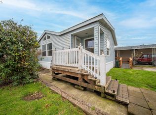 1413 Hawthorne Ave, Reedsport, OR 97467