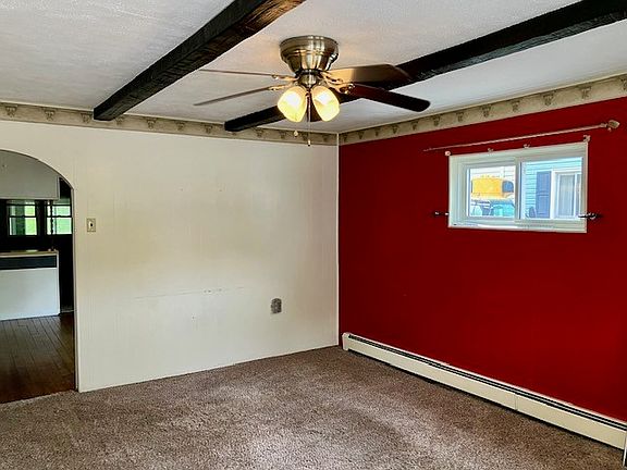 4th image of 862 S Main St