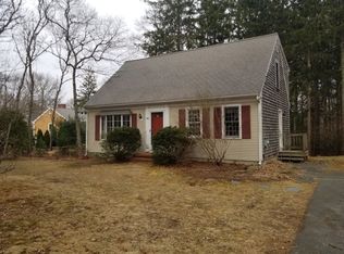744 Shootflying Hill Rd, Centerville, MA 02632