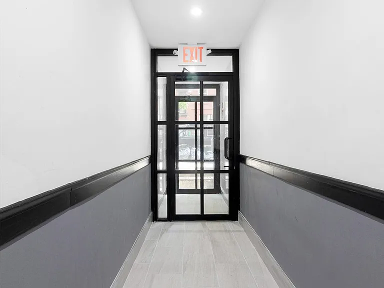 418 E 9th St #2B — Photo 12
