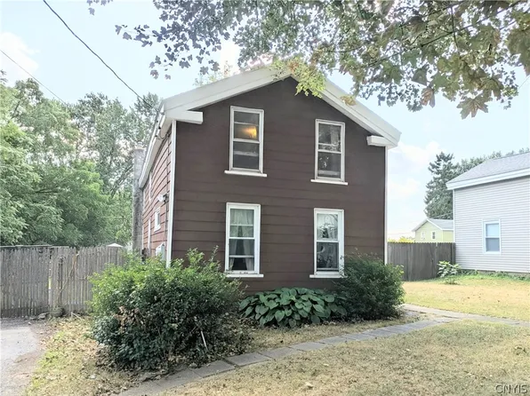 602 Cypress St, Liverpool, NY 13088
