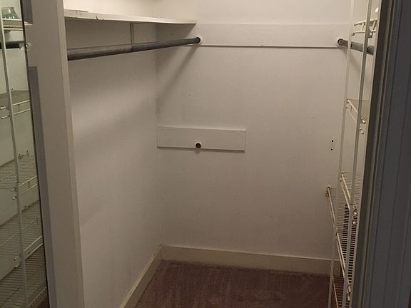 Master Walk In Closet