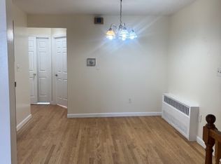 807 E 222nd St FLOOR 2, Bronx, NY 10467