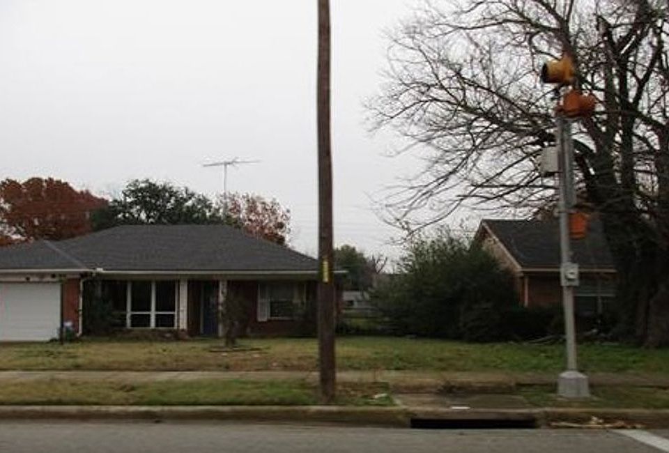 2nd image of 6309 Stonewall St