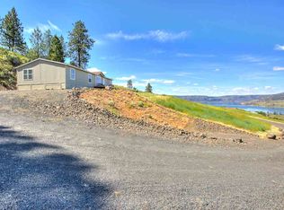 41090 Scenic Dr N, Seven Bays, WA 99122