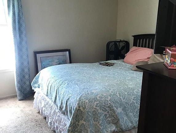 5th image of 3825 Georgetown Dr