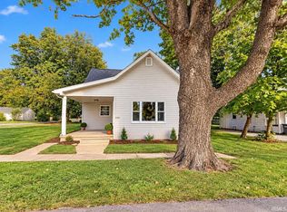 415 S Main St, Scottsburg, IN 47170