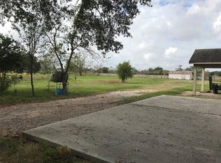 3322 Old Chocolate Bayou Rd, Pearland, TX 77584