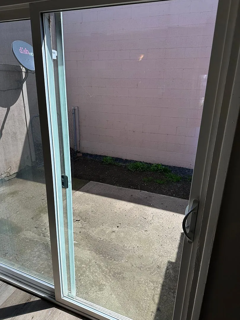 Ellendale Apartments — Photo 4