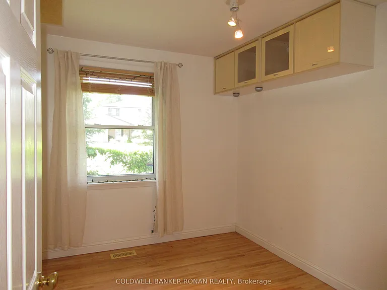 104 Boyne Cres #MAIN FLOOR — Photo 13