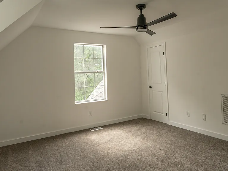 1001 Old Eastside Rd — Photo 38