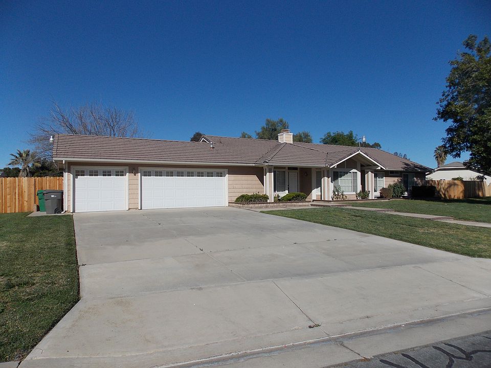 1st image of 12300 Lantz Ln