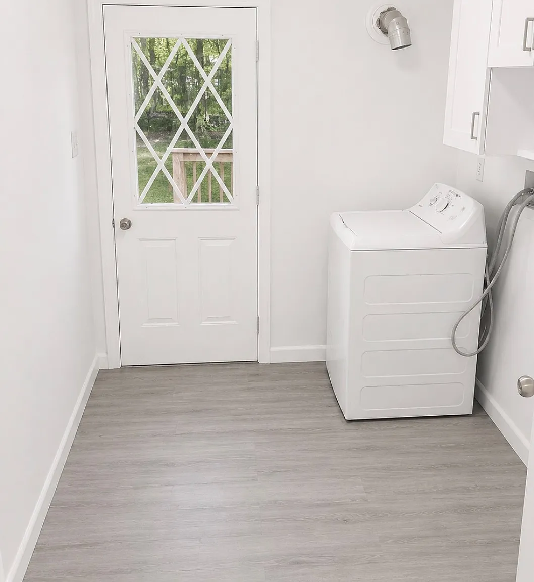 3 bed, 1200 sqft, $2,200 — Photo 4
