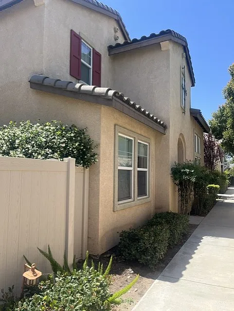4507 Carmen Ct - 124-26 — Photo 4
