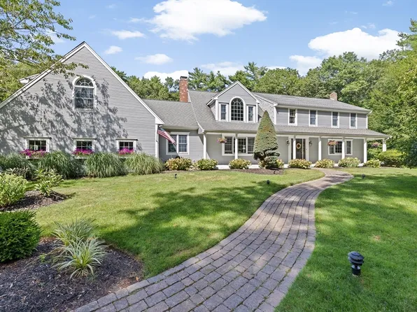 78 North St, Duxbury, MA 02332