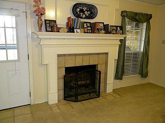 3rd image of 130 Driftwood Ln