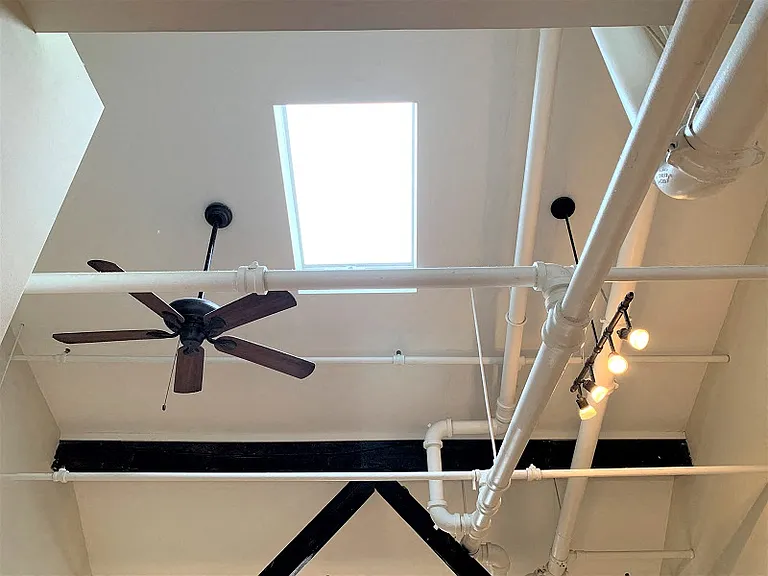 439 Congress Street — Photo 56