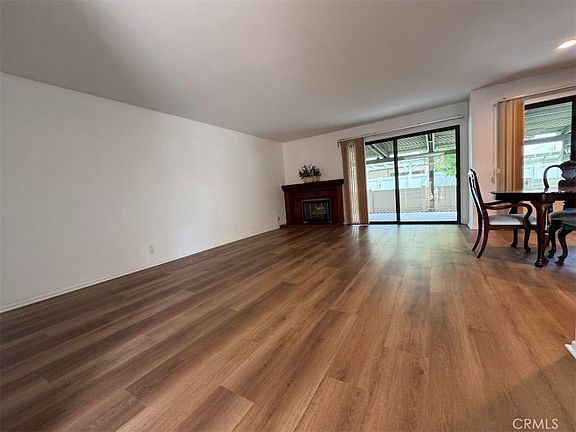 5th image of 530 Berry Way