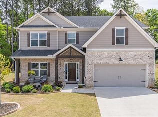 532 Eagles Nest Cir, Auburn, GA