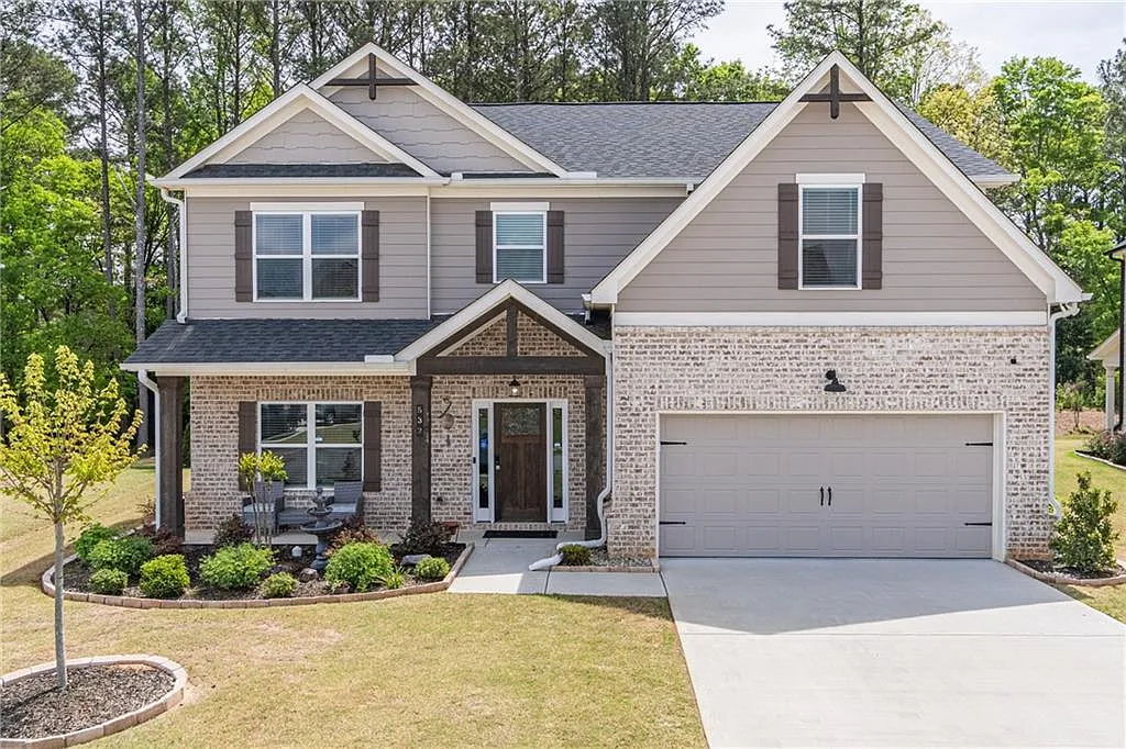 532 Eagles Nest Cir photo 1