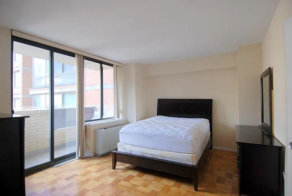 Rented by Town Residential | media 48