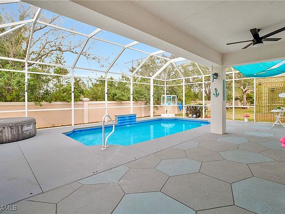 3rd image of 8671 Pegasus Dr