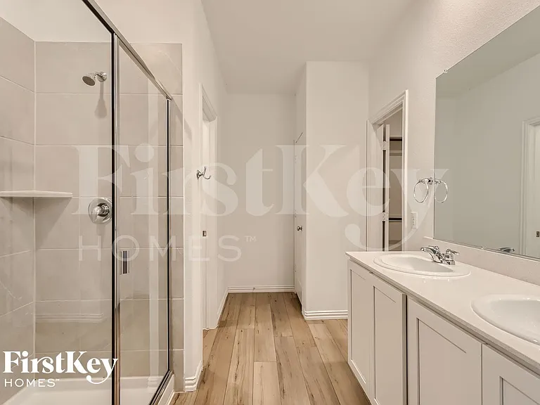 5233 Rockrose Ln — Photo 16