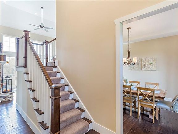 3rd image of 4101 Fernhurst Ct