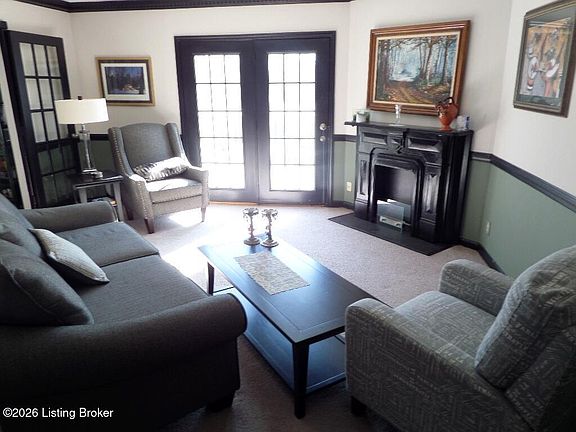 5th image of 1815 Gardiner Ln APT K100
