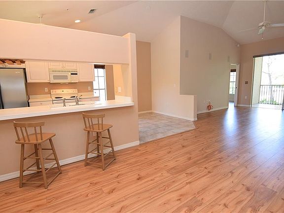 3rd image of 8355 Glenrose Way Unit 120