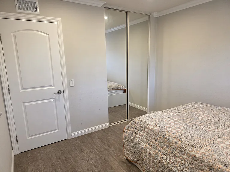 2833 E Alden Pl — Photo 35