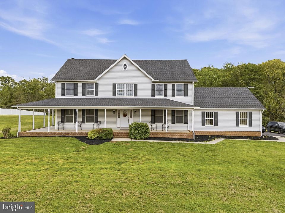 1st image of 65 Watters Rd
