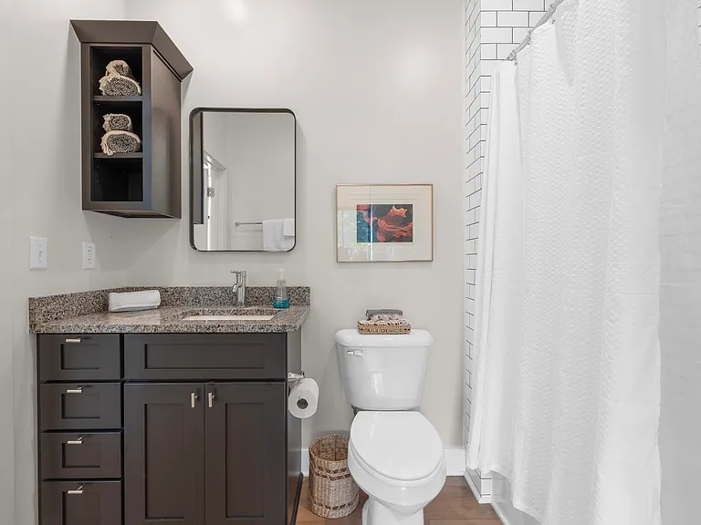 The Grad Luxury Apartments — Photo 9
