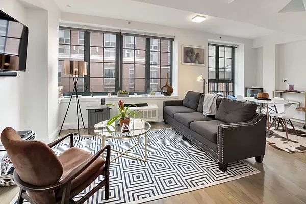 1st image of 306 W 148th St Penthouse 1