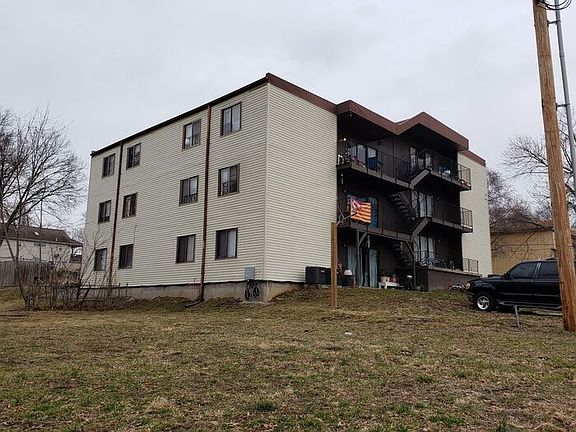 3rd image of 146 S Neconi Ave APT 3