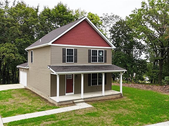 2nd image of 1024 Bernard St