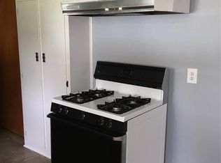 205 W 8th St, Deer Park, TX 77536