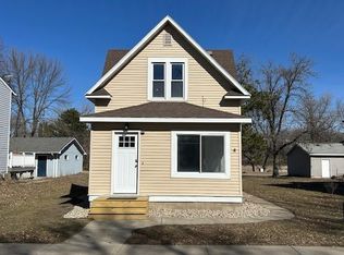 309 2nd St S, Grove City, MN 56243