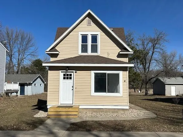 309 2nd St S, Grove City, MN 56243